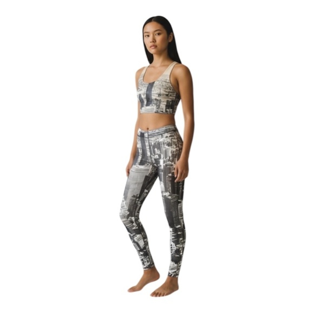 Terez NYC Skyline Sports Bra Leggings Set Black White City Print XS NWOT 🖤